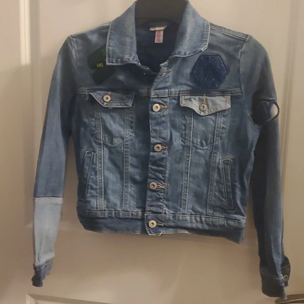 Denim Jean Jacket - Picture 1 of 8